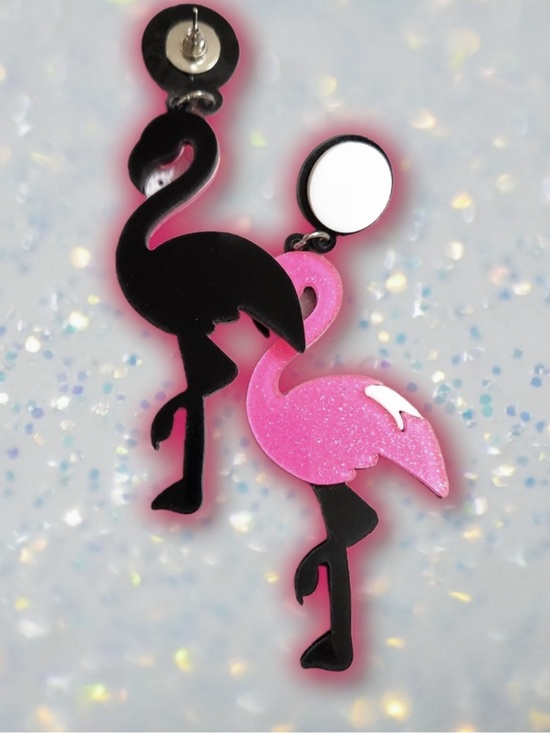 Exclusively Fancy Jewelry - NEW! Tropical Pink Flamingo lightweight Acrylic dangle Earrings Nwt